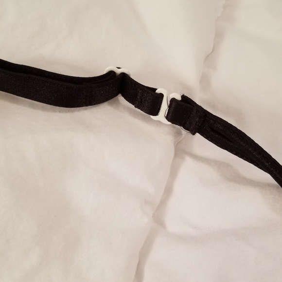 Victoria's Secret Bombshell Multi Wear Lacey Bra - Picture 4 of 7